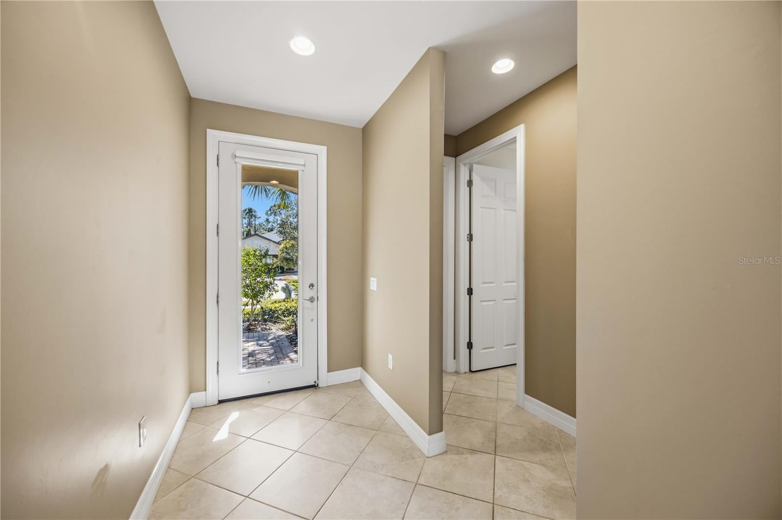 2600 SHERMAN OAK DRIVE, NORTH PORT, FL, 34289 1 2600 SHERMAN OAK DRIVE