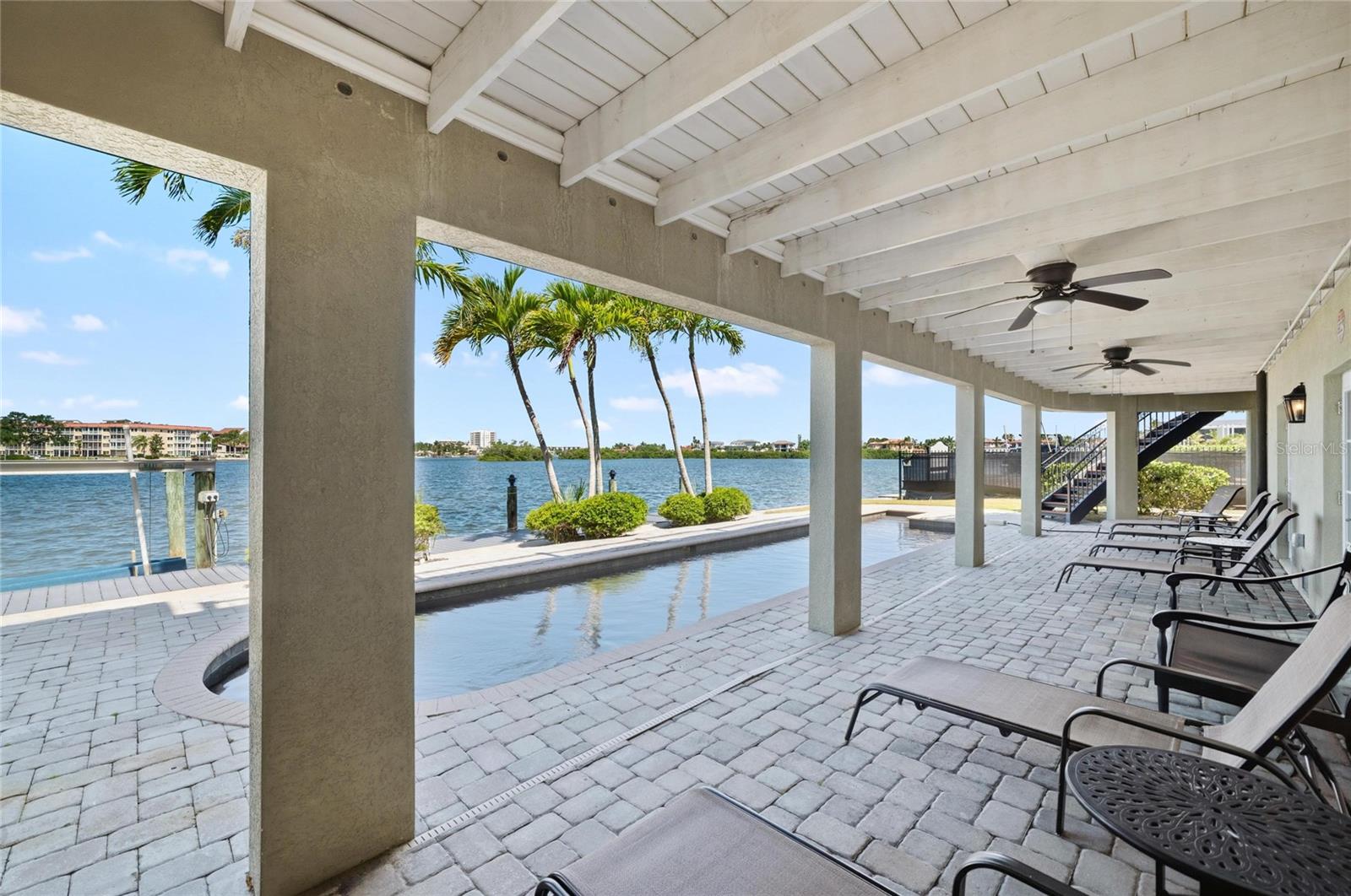 PINE SHORES ESTATE 7TH SEC - Residential