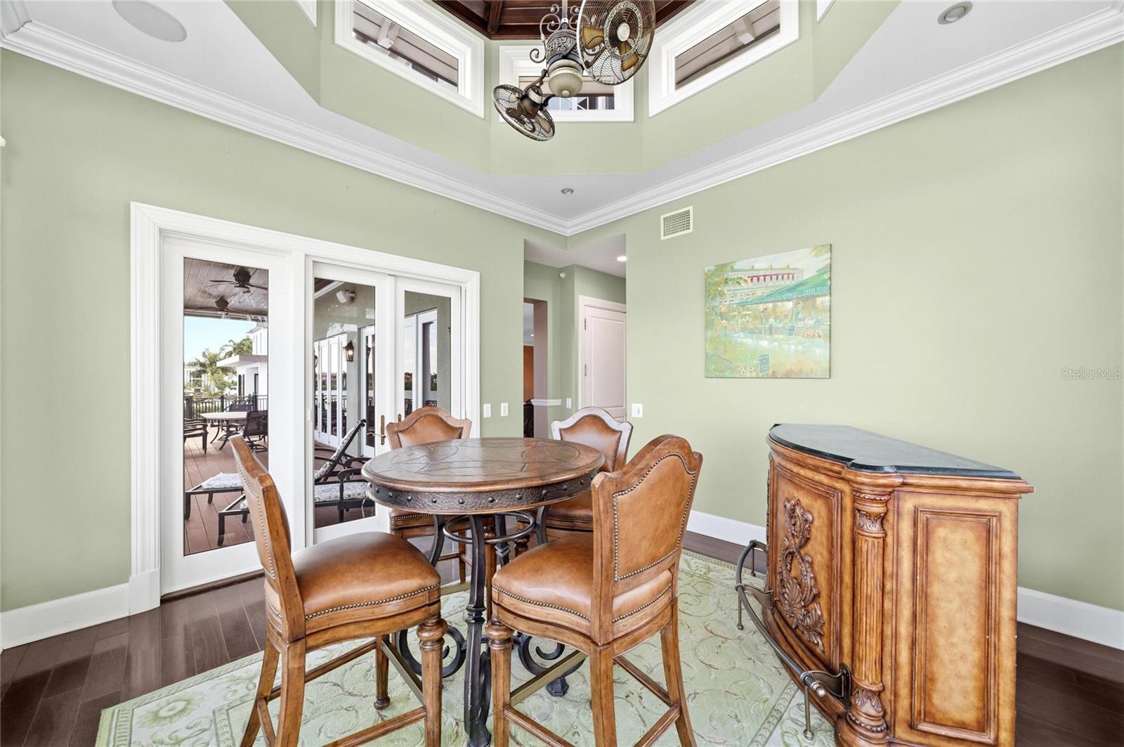 PINE SHORES ESTATE 7TH SEC - Residential