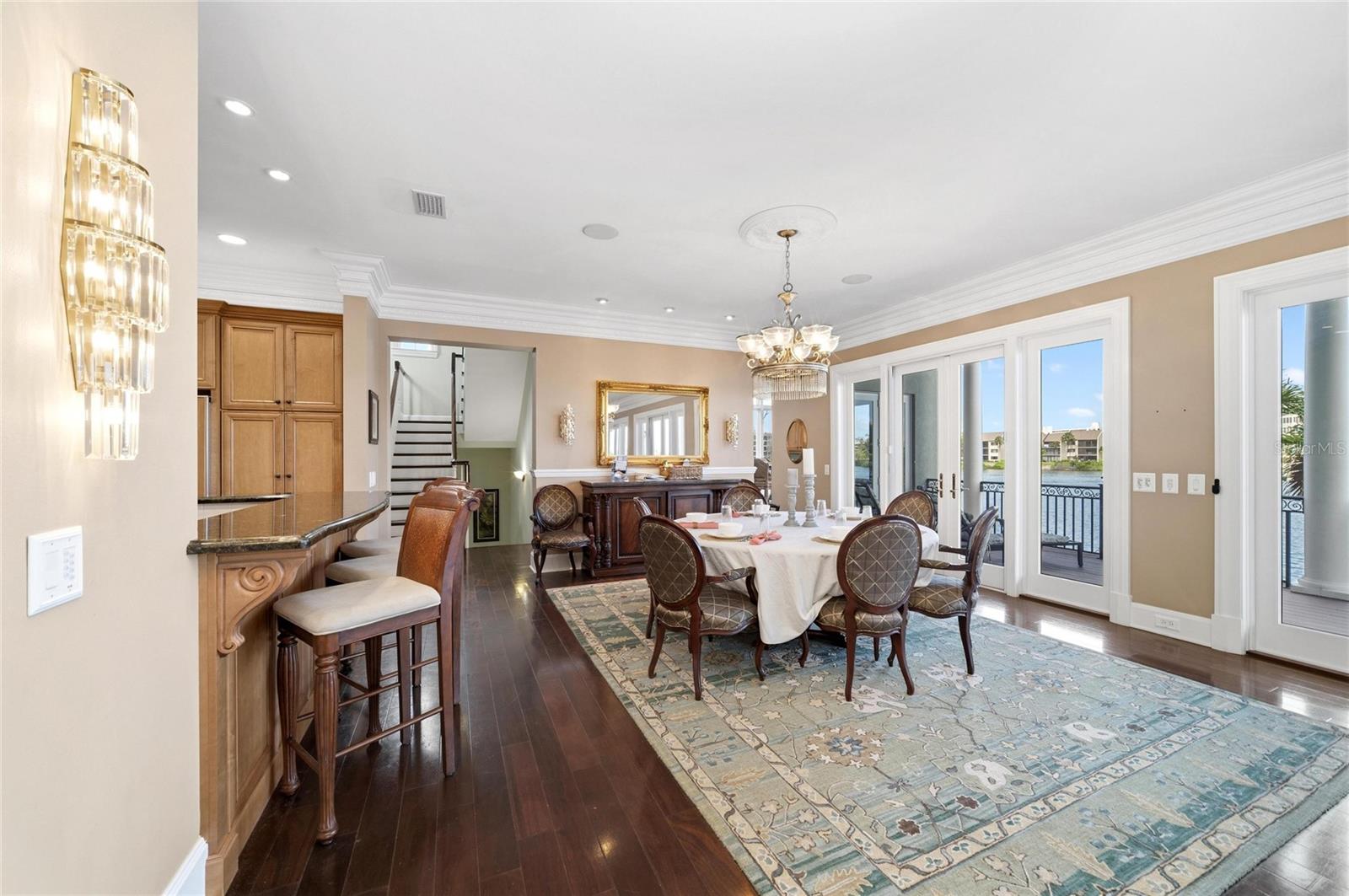 PINE SHORES ESTATE 7TH SEC - Residential