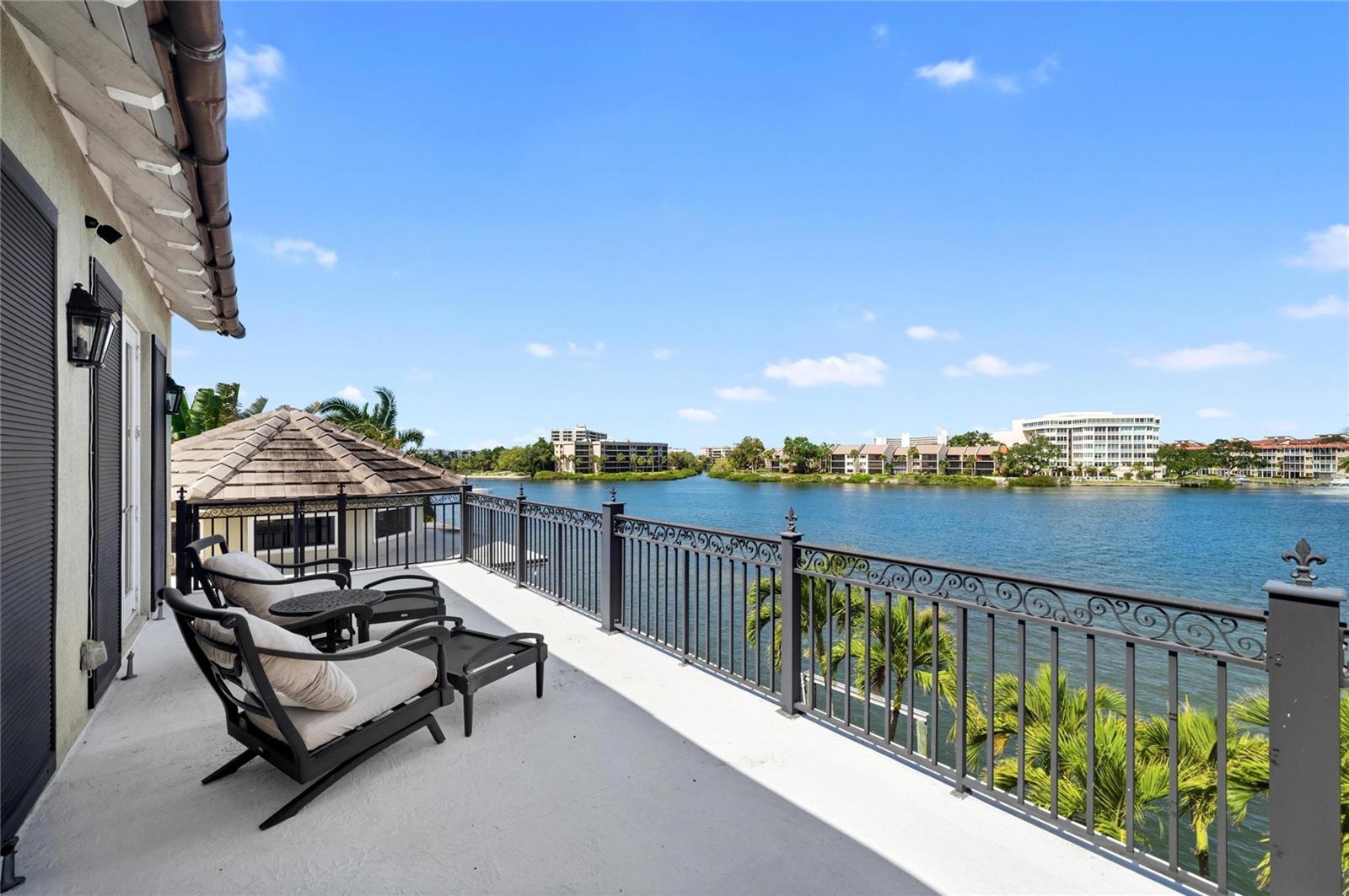 PINE SHORES ESTATE 7TH SEC - Residential