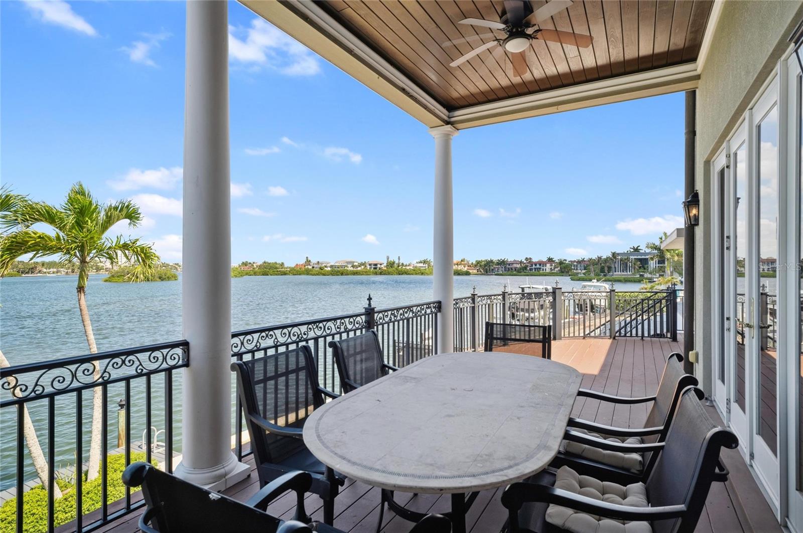 PINE SHORES ESTATE 7TH SEC - Residential