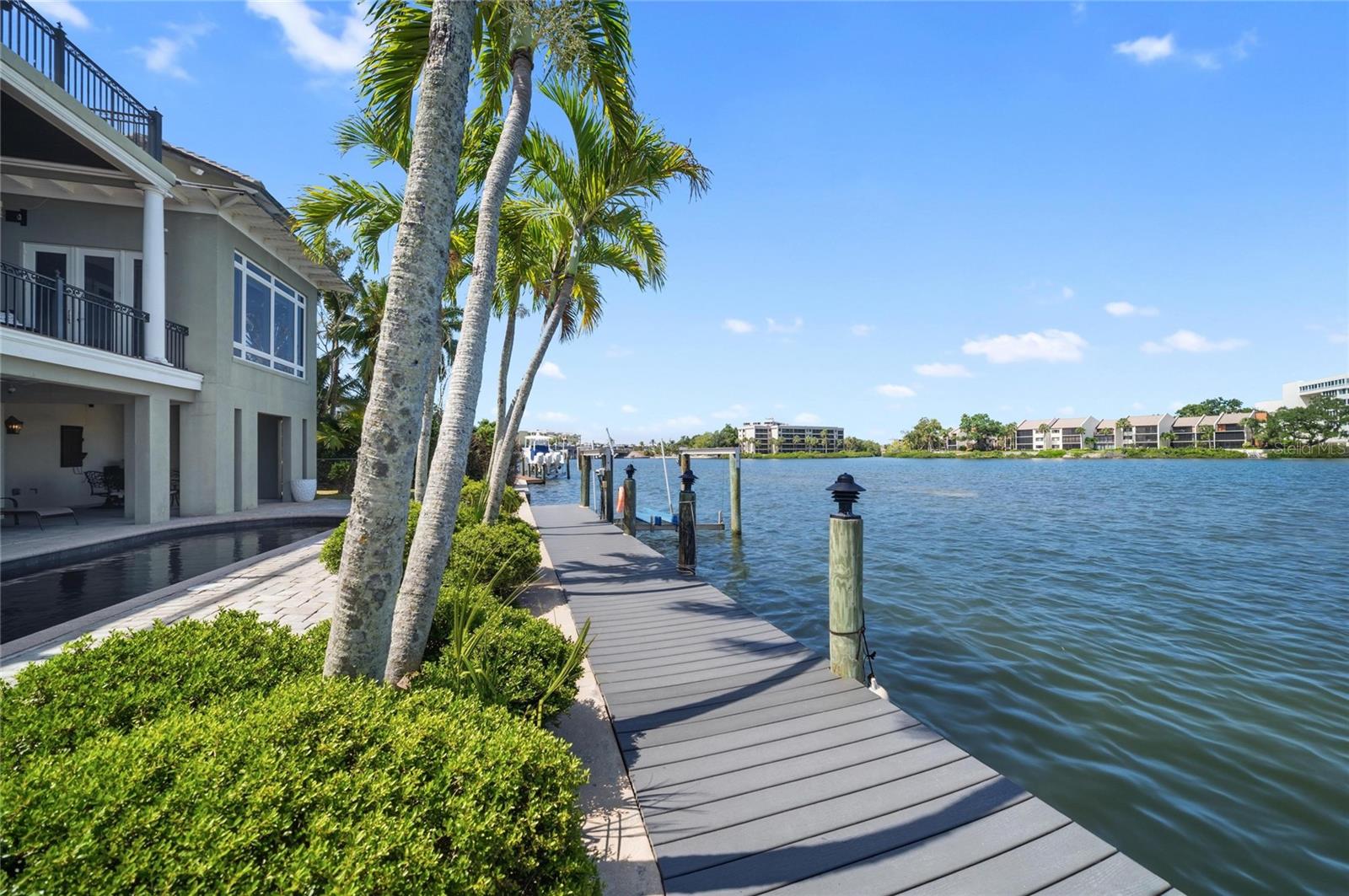 PINE SHORES ESTATE 7TH SEC - Residential