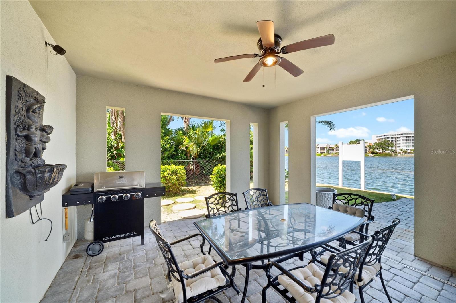 PINE SHORES ESTATE 7TH SEC - Residential