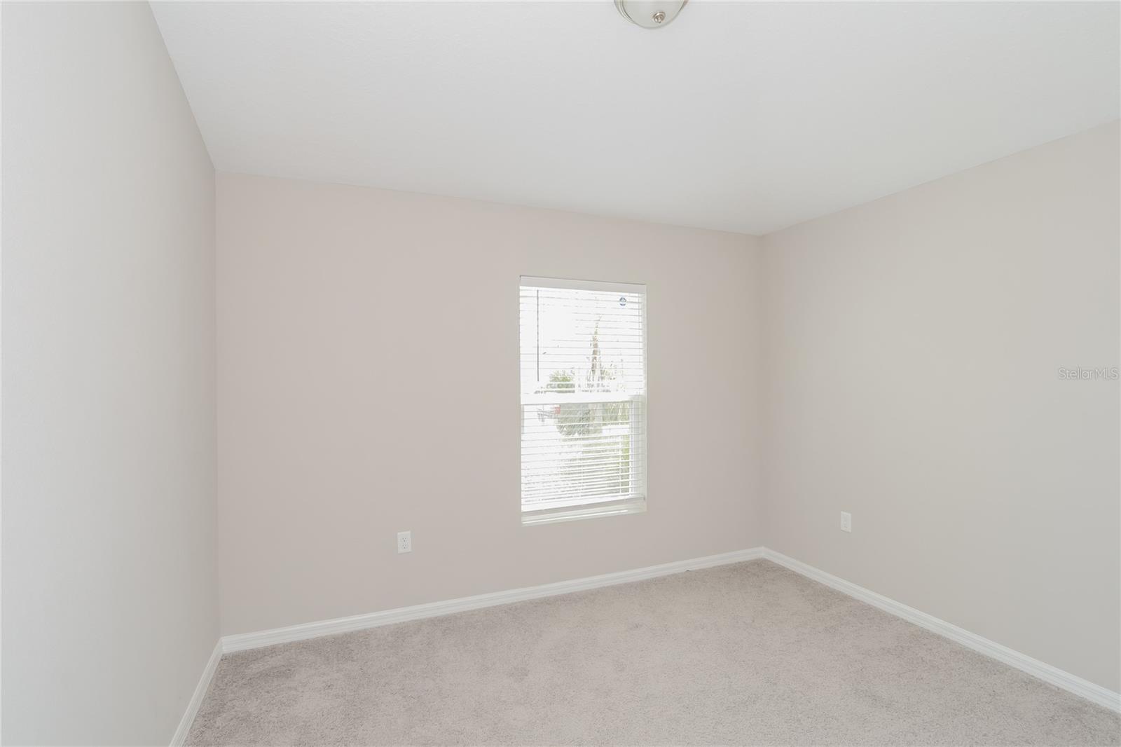 RIVERSTONE PH 2 - Residential Lease