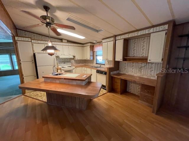 BRIAR CREEK MOBILE HOME COMMUNITY II CONDO - Residential