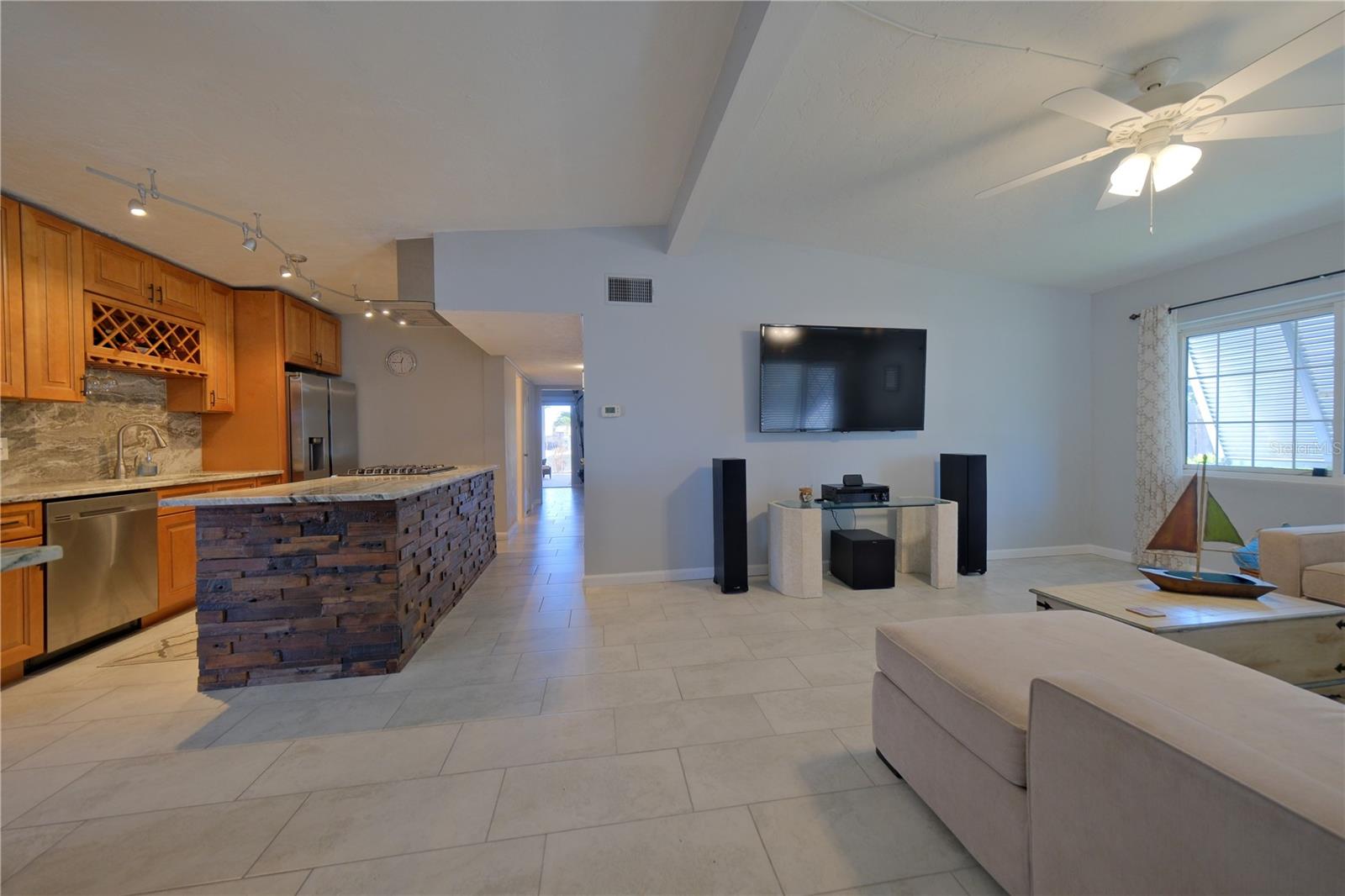 BAYSHORE GARDENS SEC 4 - Residential