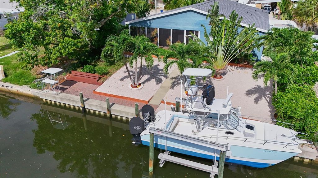 Photo of 6811 Georgia Avenue, Bradenton, FL 34207 (MLS # A4677733)