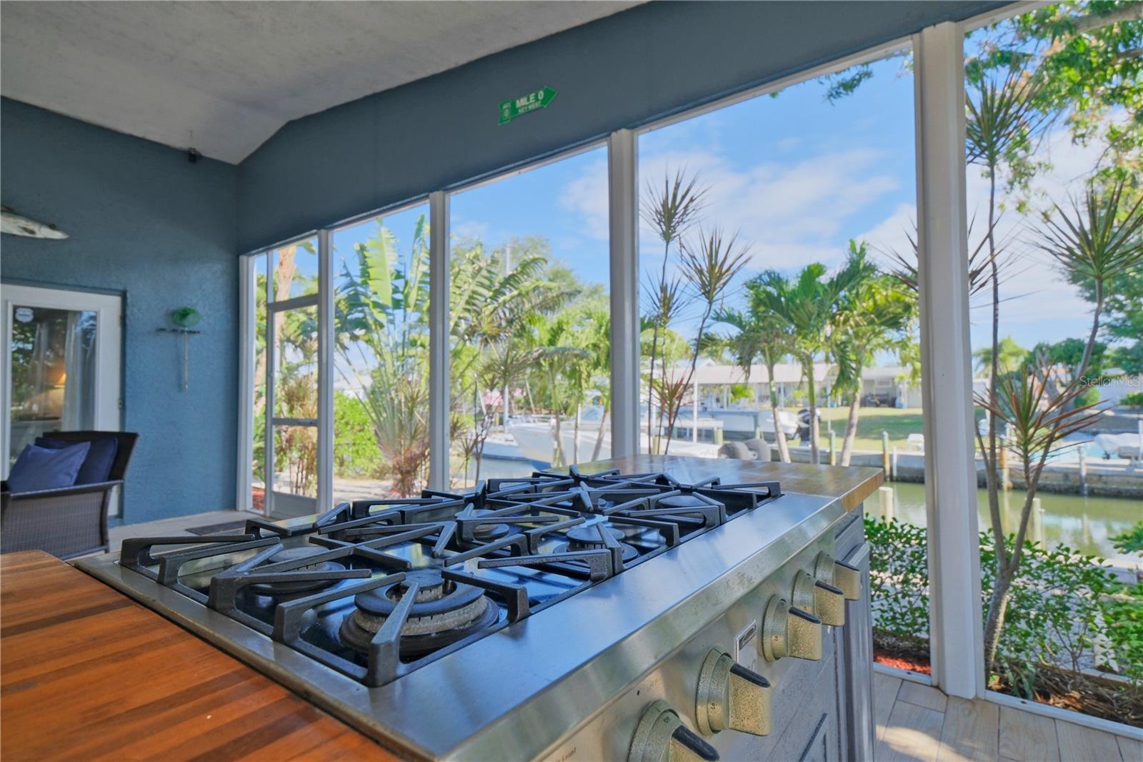 BAYSHORE GARDENS SEC 4 - Residential