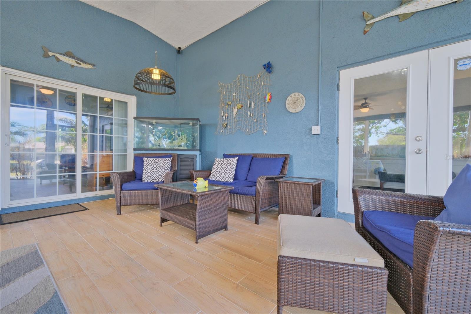 BAYSHORE GARDENS SEC 4 - Residential