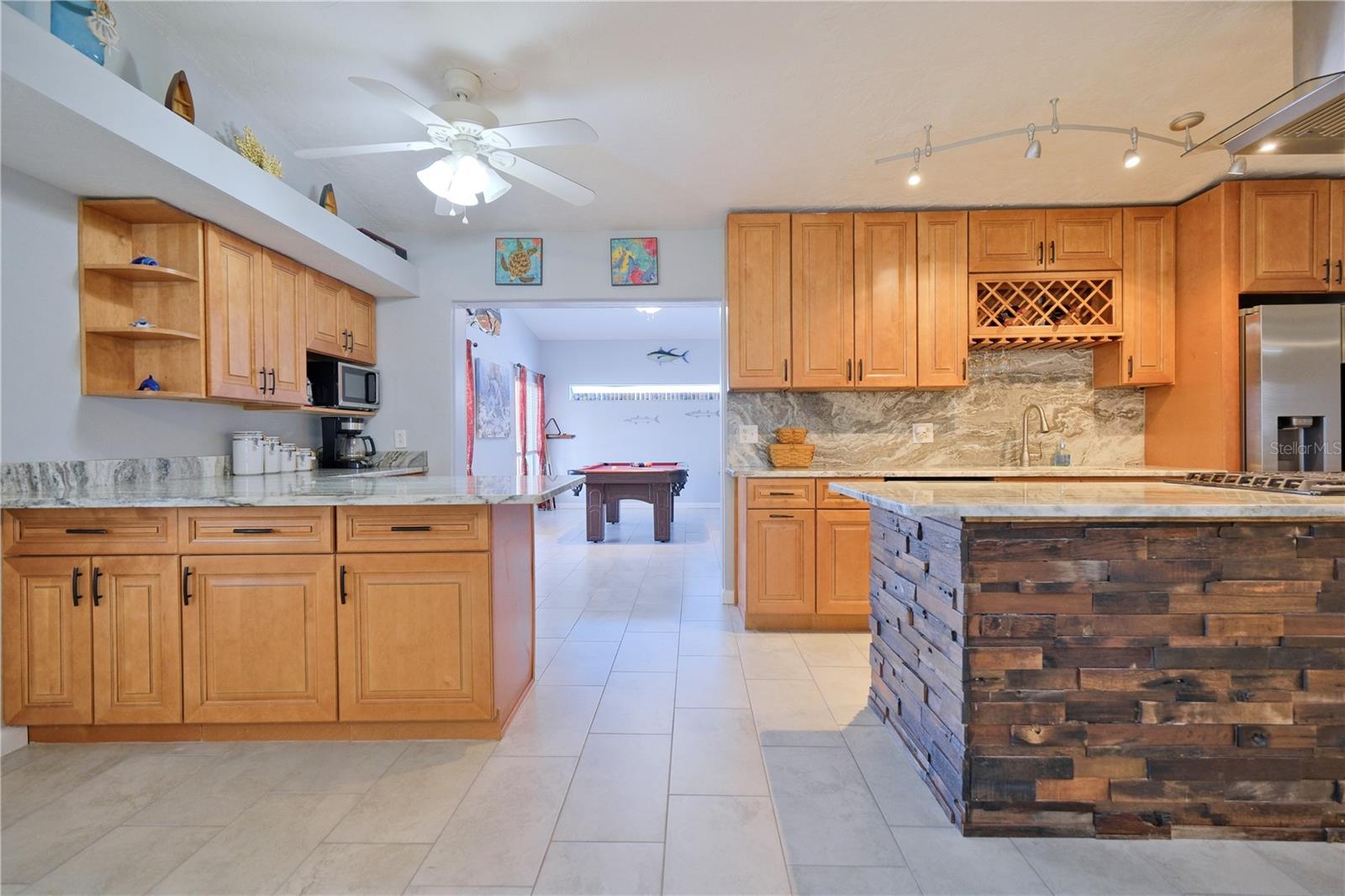 BAYSHORE GARDENS SEC 4 - Residential