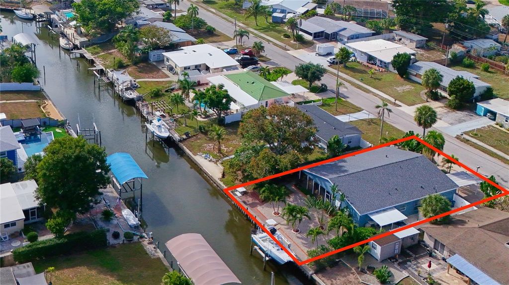 Photo of 6811 Georgia Avenue, Bradenton, FL 34207 (MLS # A4677733)