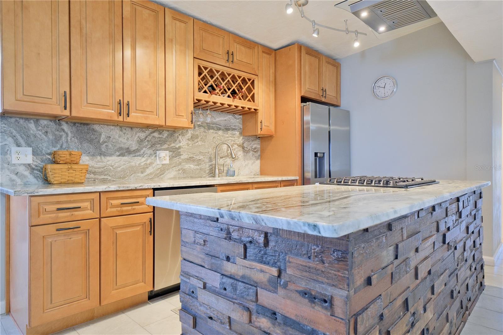 BAYSHORE GARDENS SEC 4 - Residential