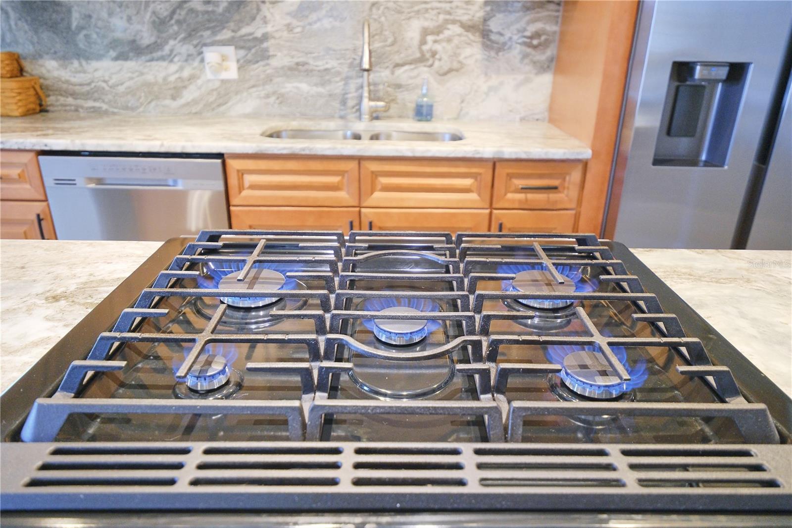 BAYSHORE GARDENS SEC 4 - Residential