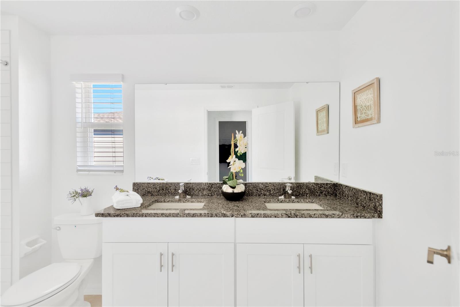 LITTLE LAKE THOMAS - Residential Lease