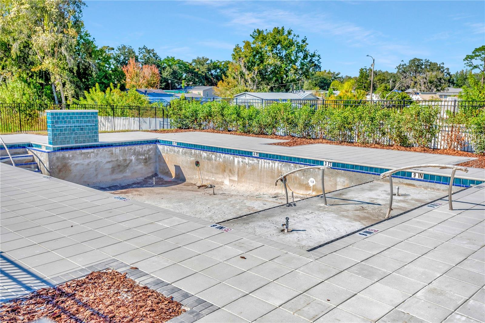 LITTLE LAKE THOMAS - Residential Lease