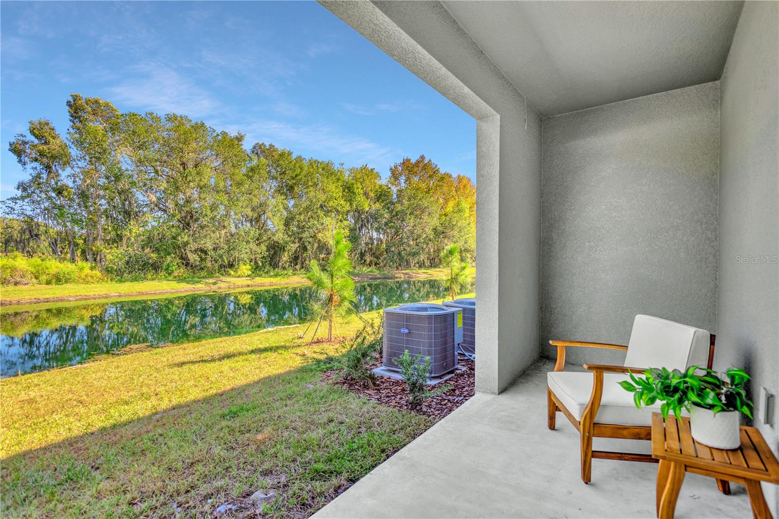 LITTLE LAKE THOMAS - Residential Lease