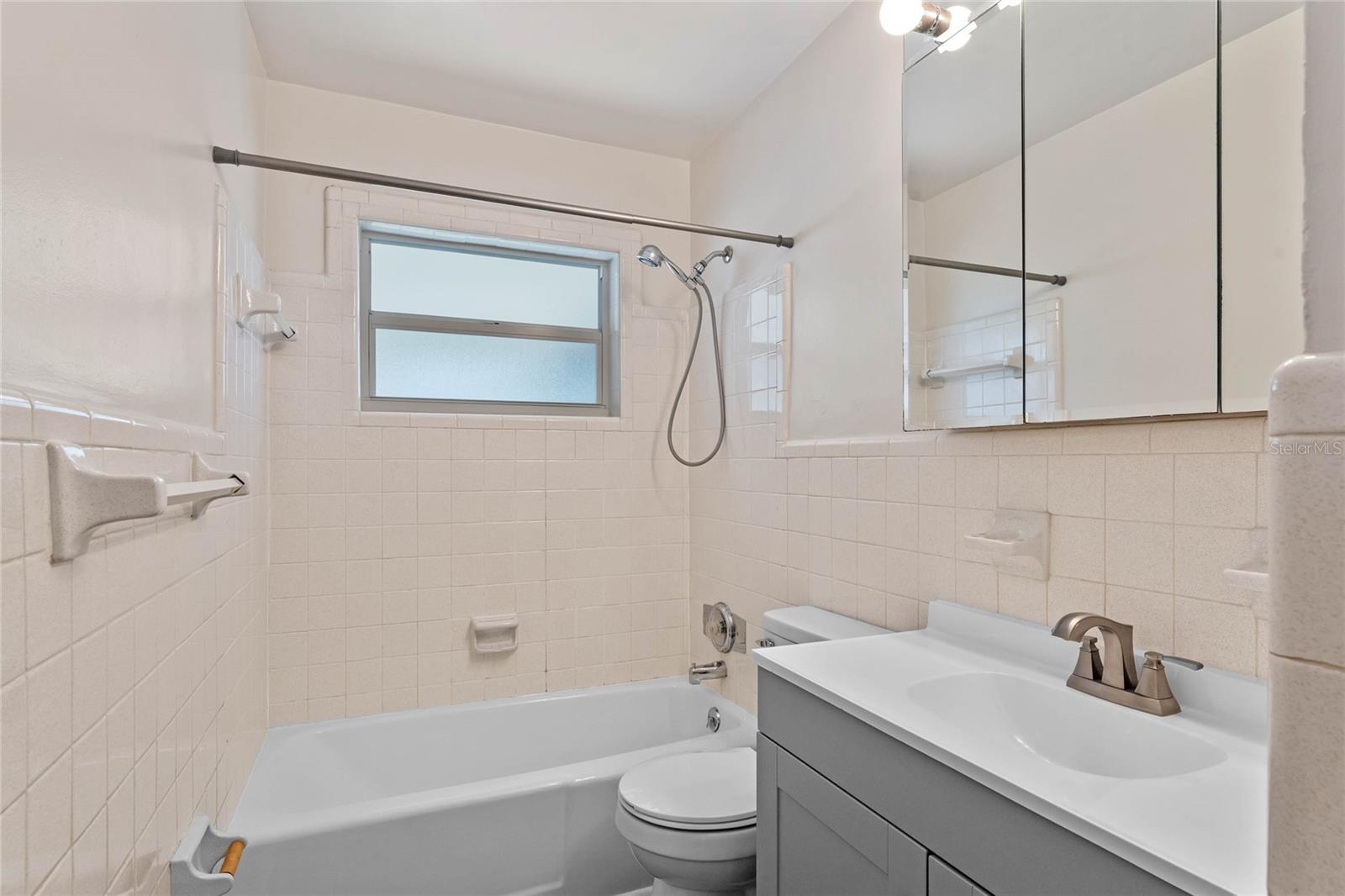 OAKLAND ESTATES 1ST SEC - Residential