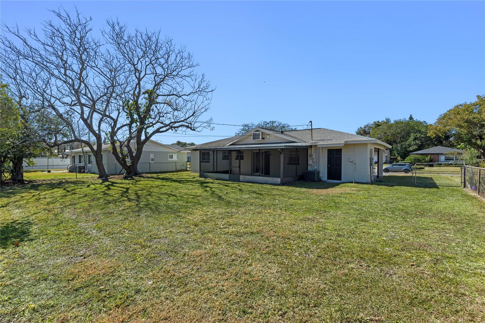OAKLAND ESTATES 1ST SEC - Residential