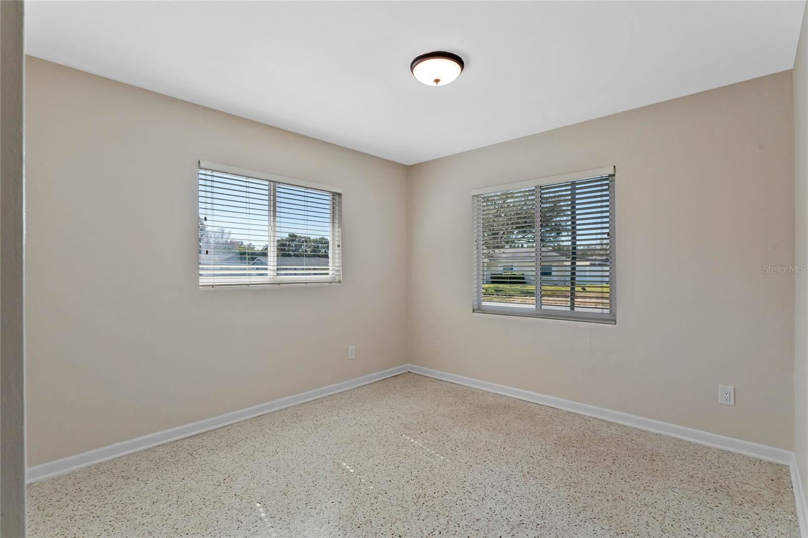OAKLAND ESTATES 1ST SEC - Residential