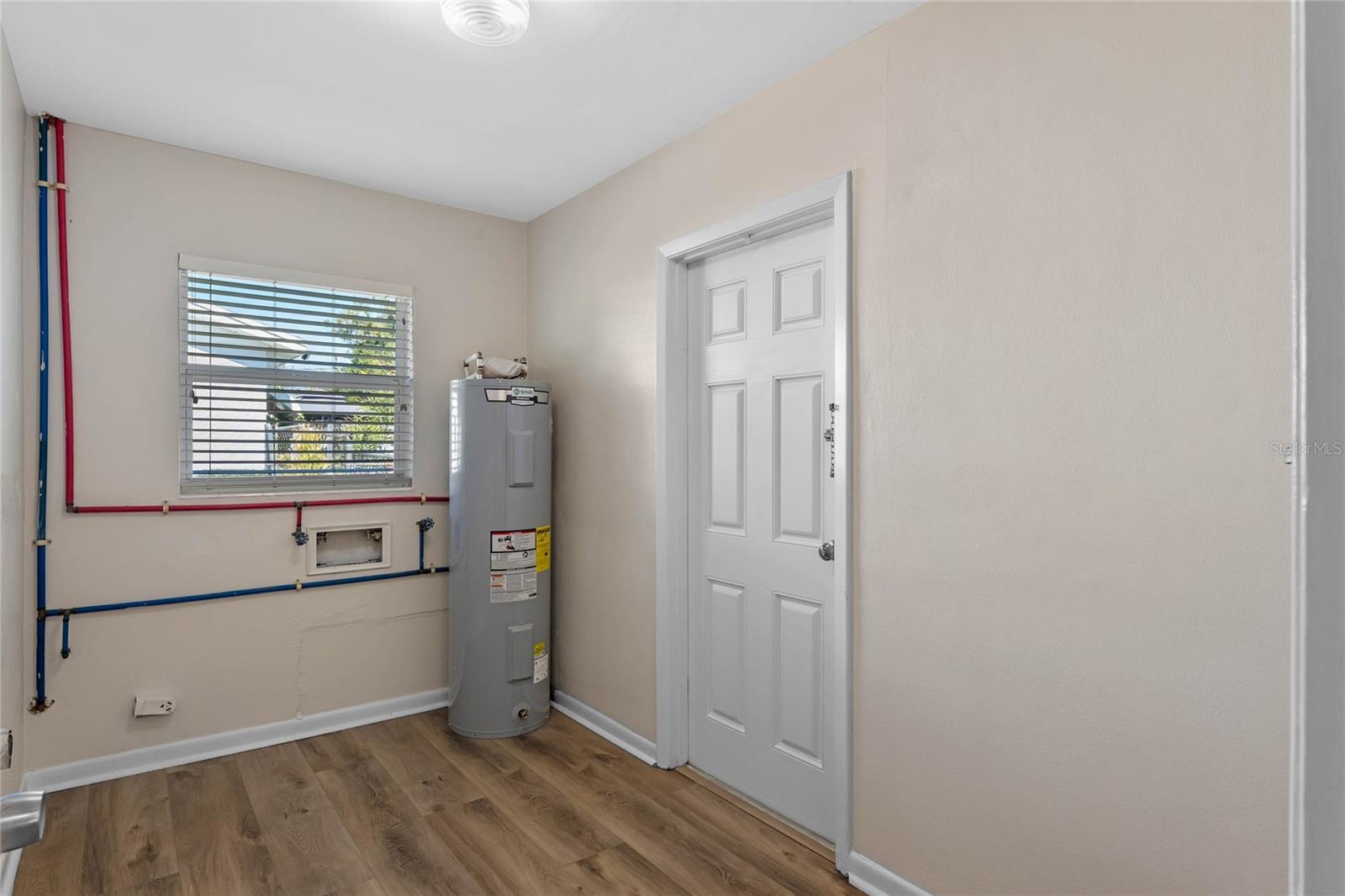 OAKLAND ESTATES 1ST SEC - Residential