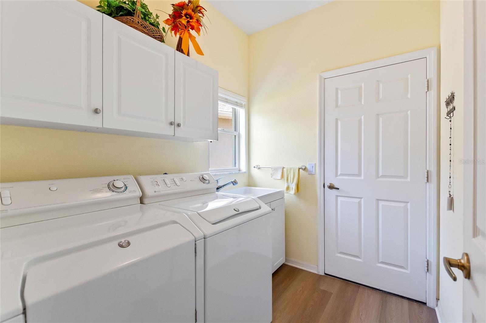 RIDGEWOOD LAKES VILLAGE 06 - Residential