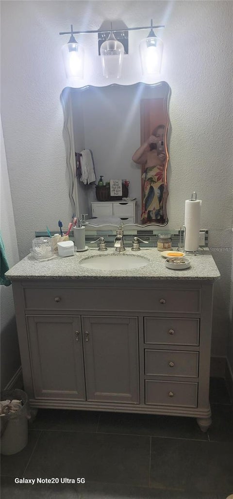 Tiny photo for 7350 SE 181st Court, Morriston, FL 32668 (MLS # OM733277)