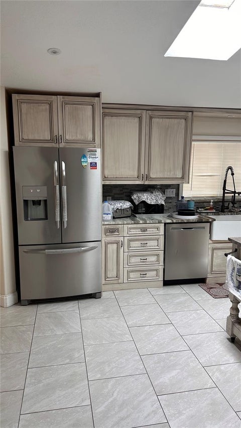 Tiny photo for 7350 SE 181st Court, Morriston, FL 32668 (MLS # OM733277)