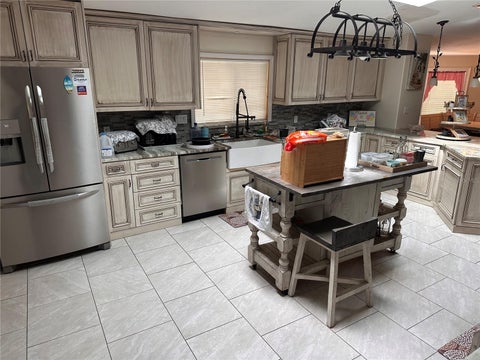 Tiny photo for 7350 SE 181st Court, Morriston, FL 32668 (MLS # OM733277)