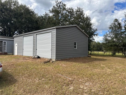 Tiny photo for 7350 SE 181st Court, Morriston, FL 32668 (MLS # OM733277)