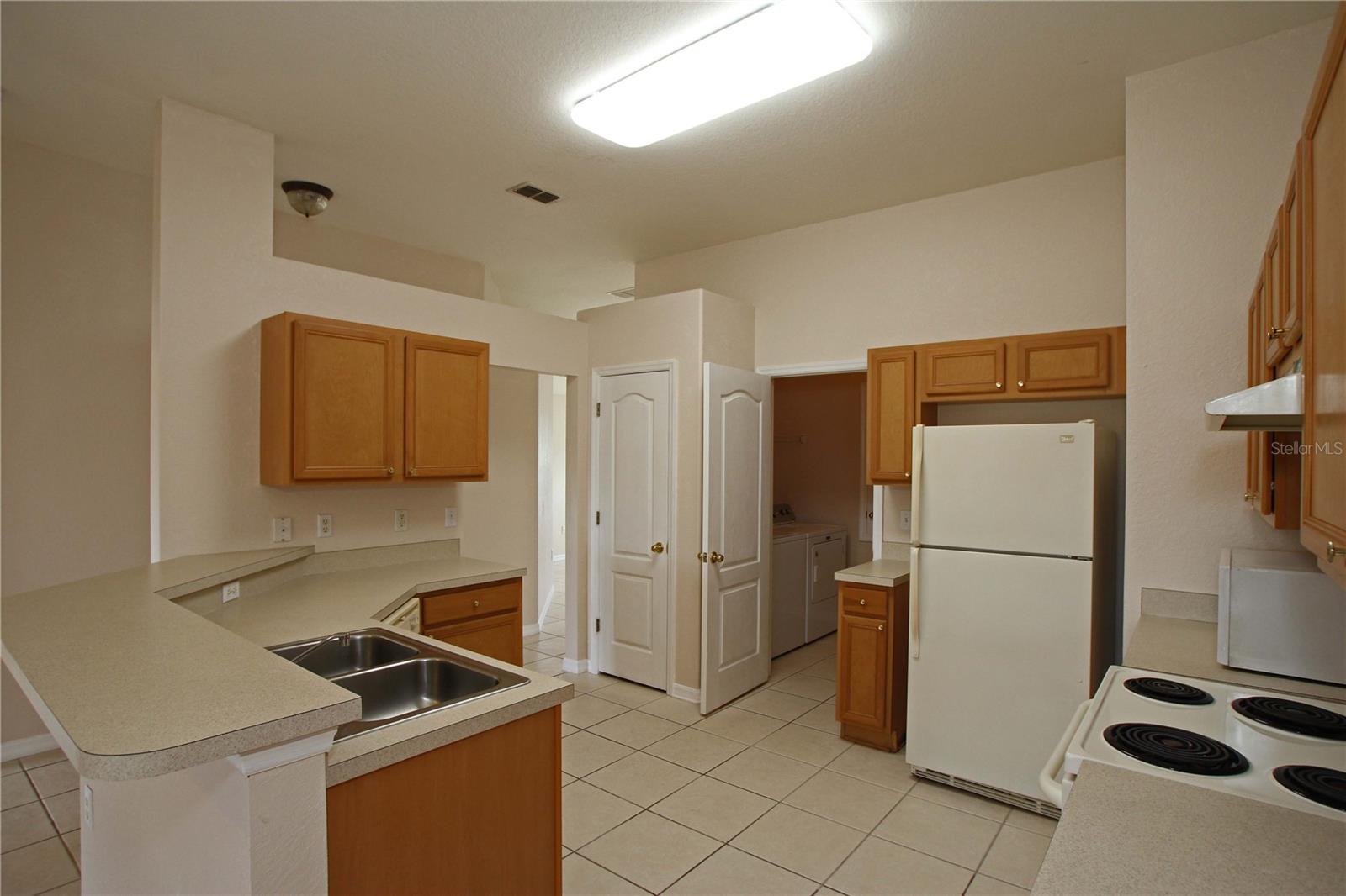 TWIN LAKES AT CHRISTINA - Residential