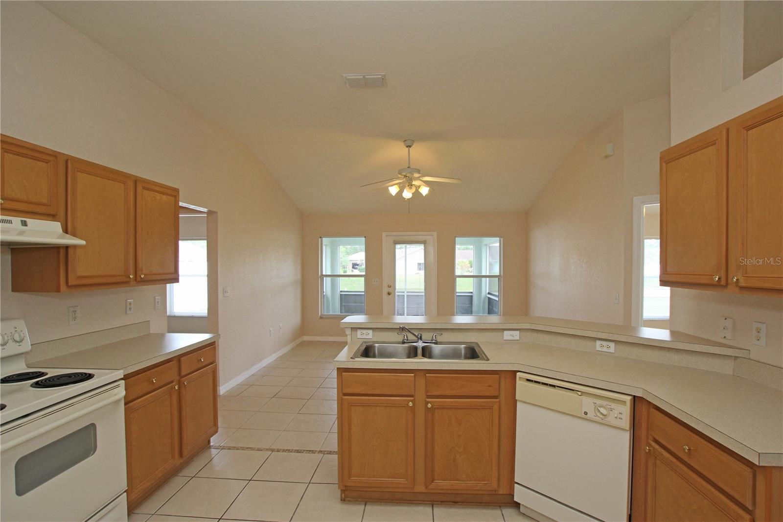 TWIN LAKES AT CHRISTINA - Residential