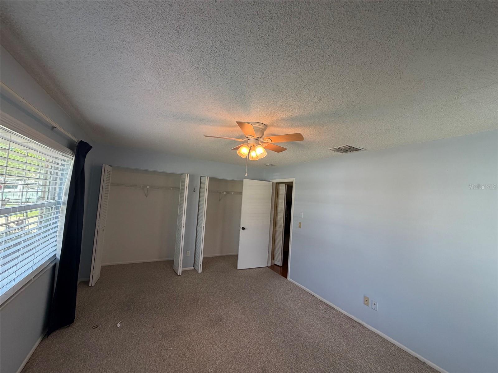 HIGHLAND LAKES UNIT FIFTEEN PH 1 - Residential