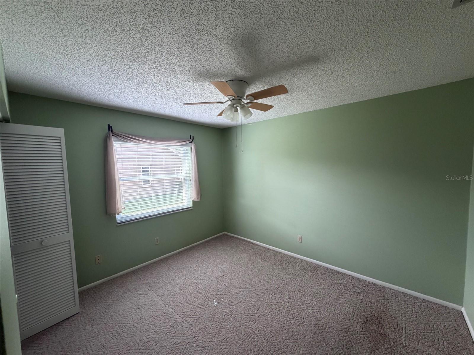 HIGHLAND LAKES UNIT FIFTEEN PH 1 - Residential