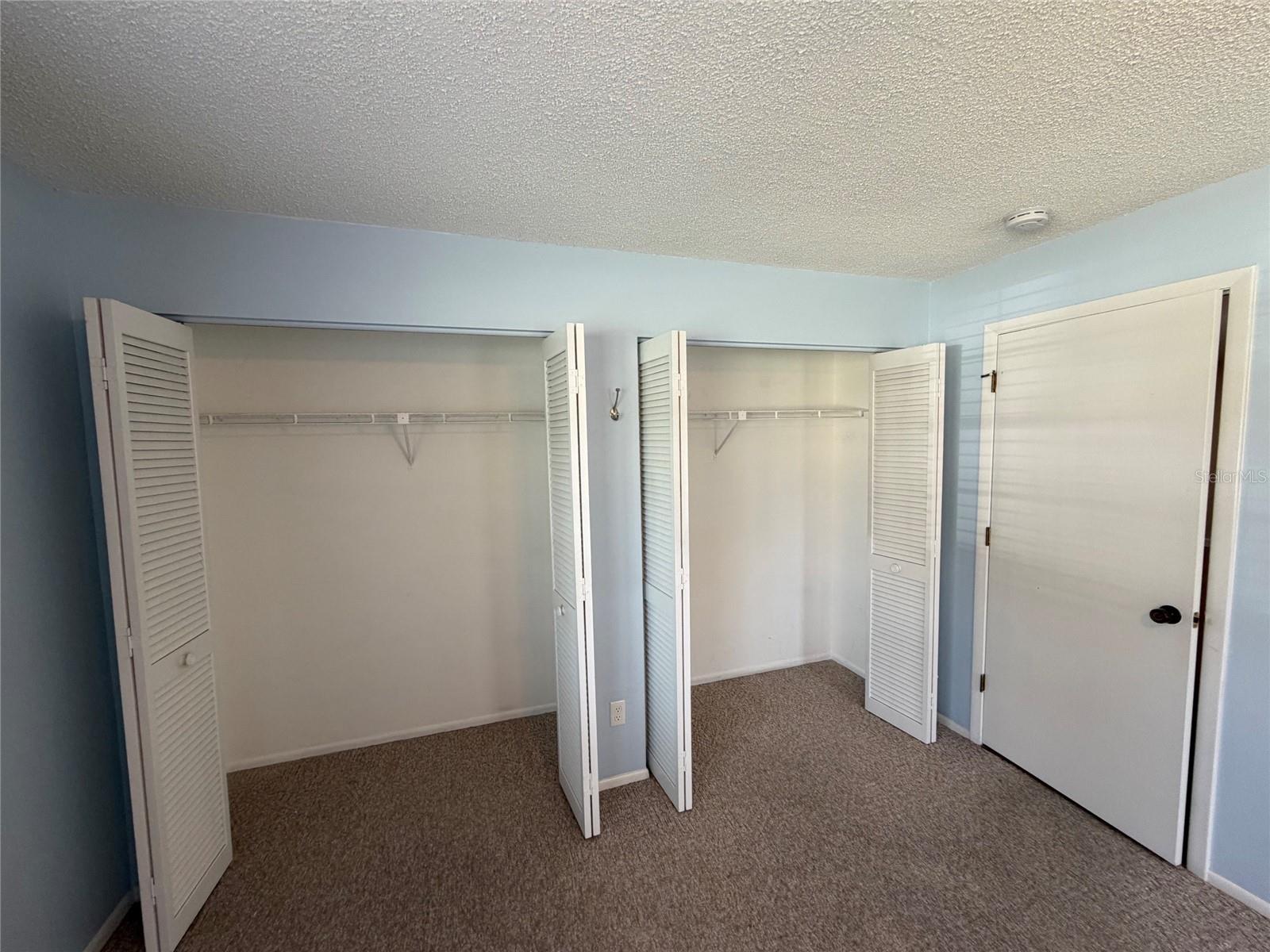 HIGHLAND LAKES UNIT FIFTEEN PH 1 - Residential