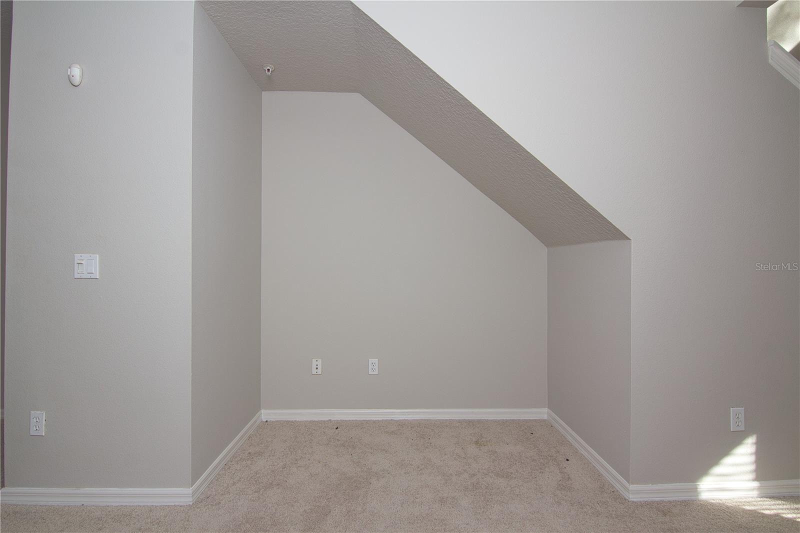 WEKIVA PARK TWNHMS - Residential Lease