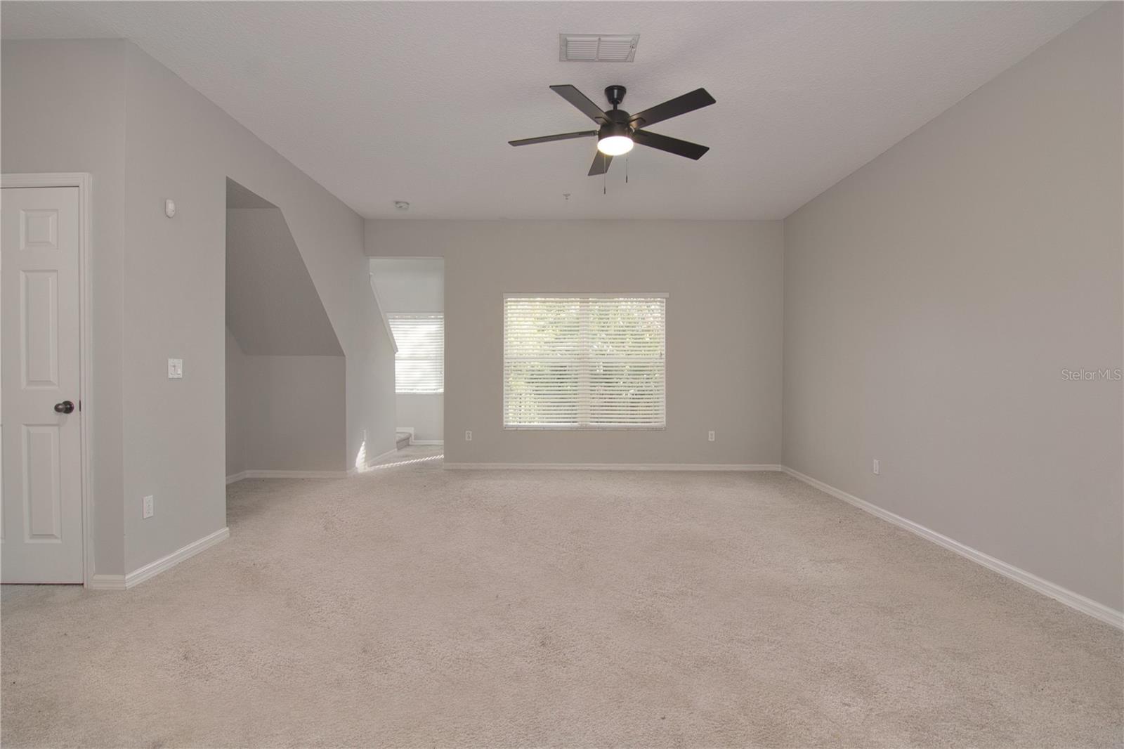 WEKIVA PARK TWNHMS - Residential Lease