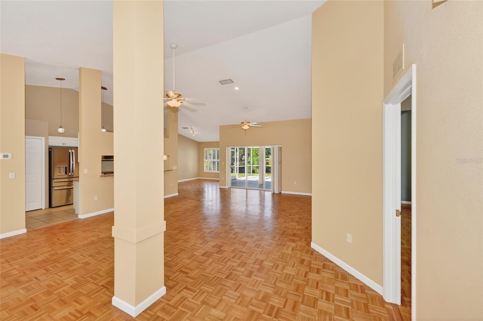 LAKEWOOD - Residential