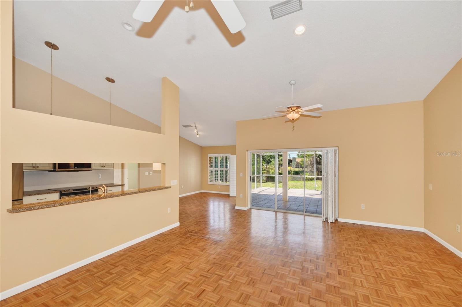 LAKEWOOD - Residential