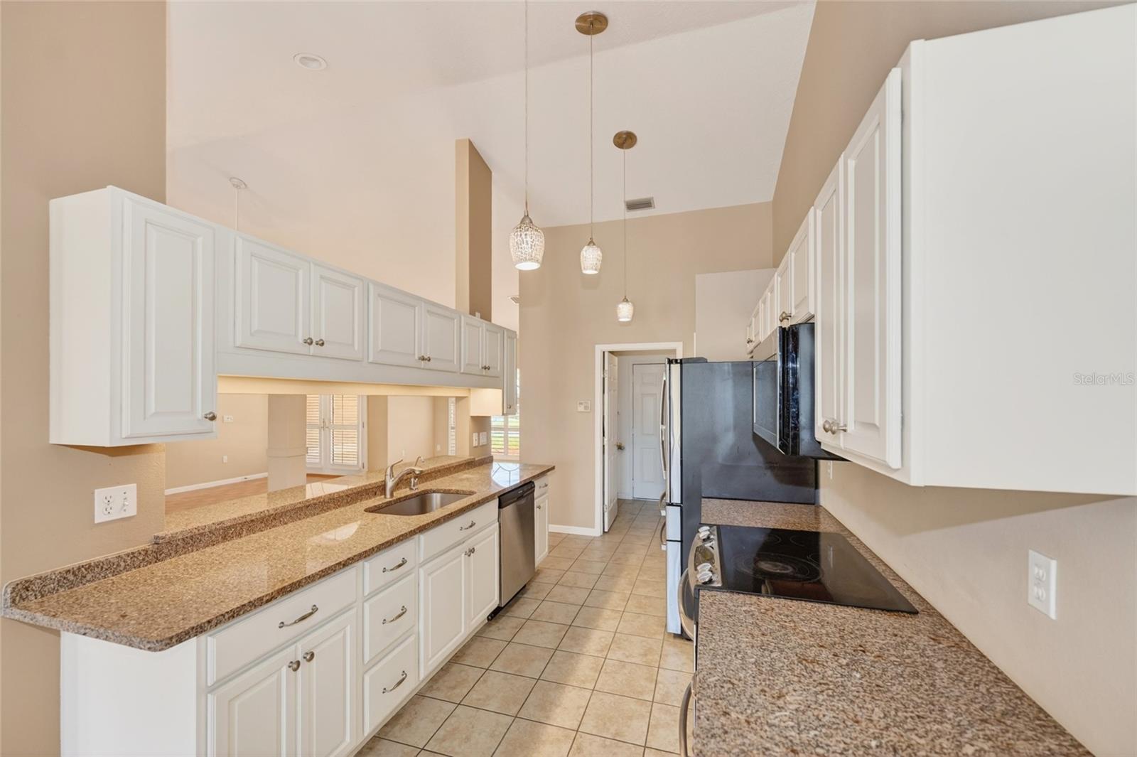 LAKEWOOD - Residential