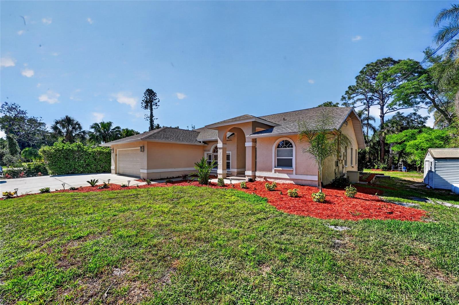 LAKEWOOD - Residential