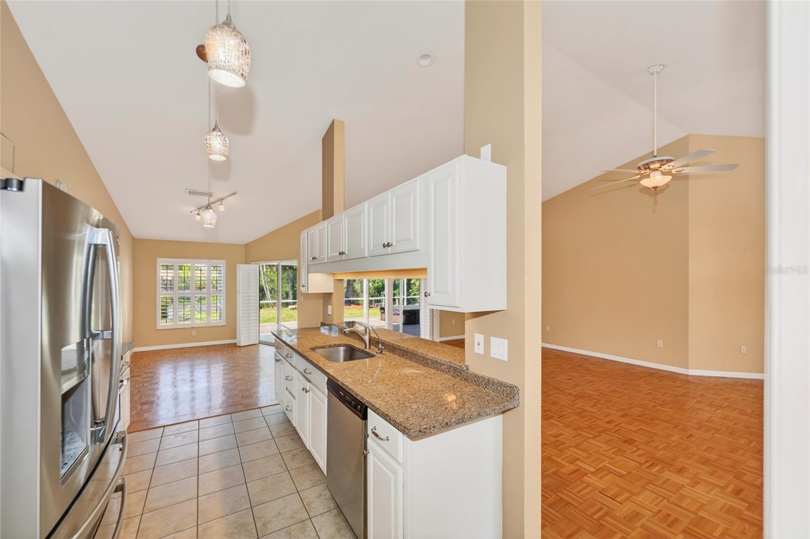 LAKEWOOD - Residential