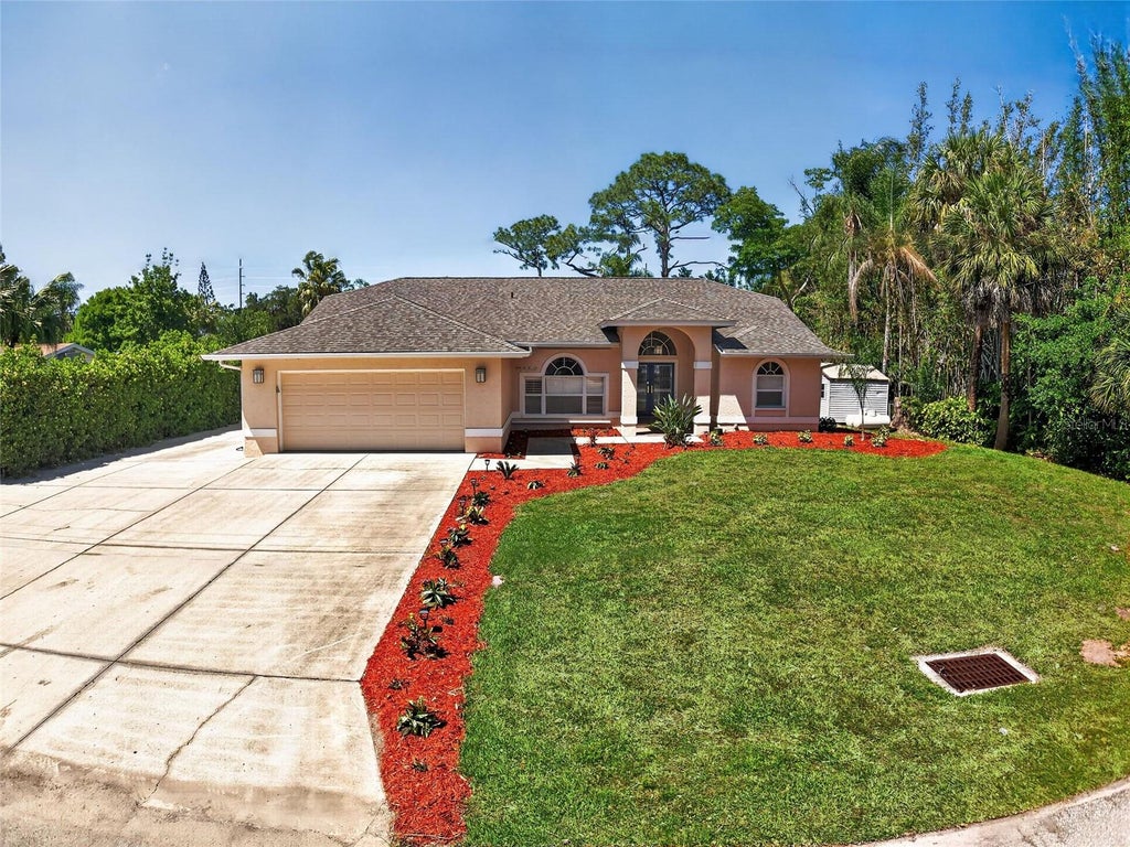Photo of 6535 Canary Street, Sarasota, FL 34241 (MLS # A4690621)