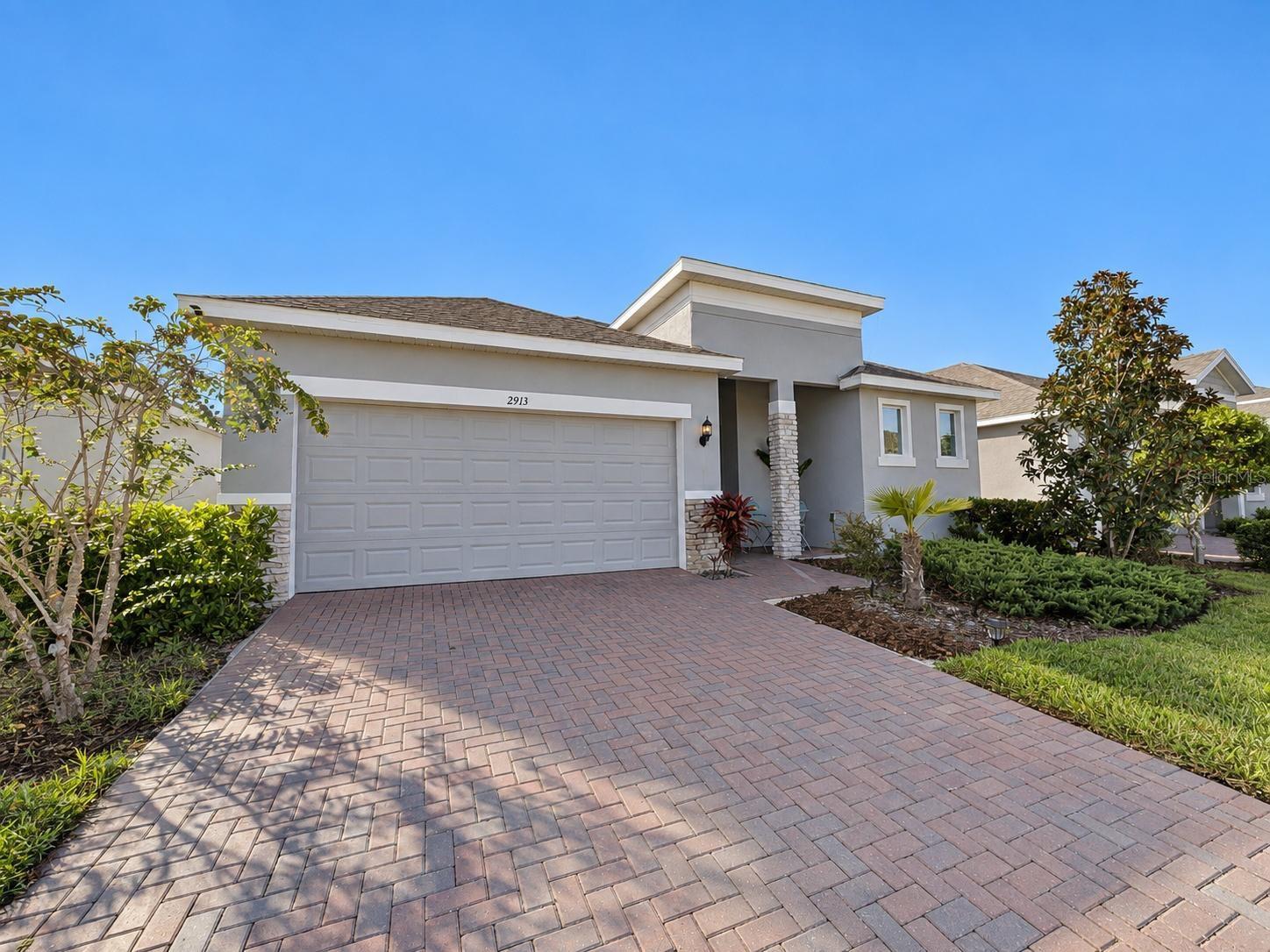 2913 BLUESTEM LANE