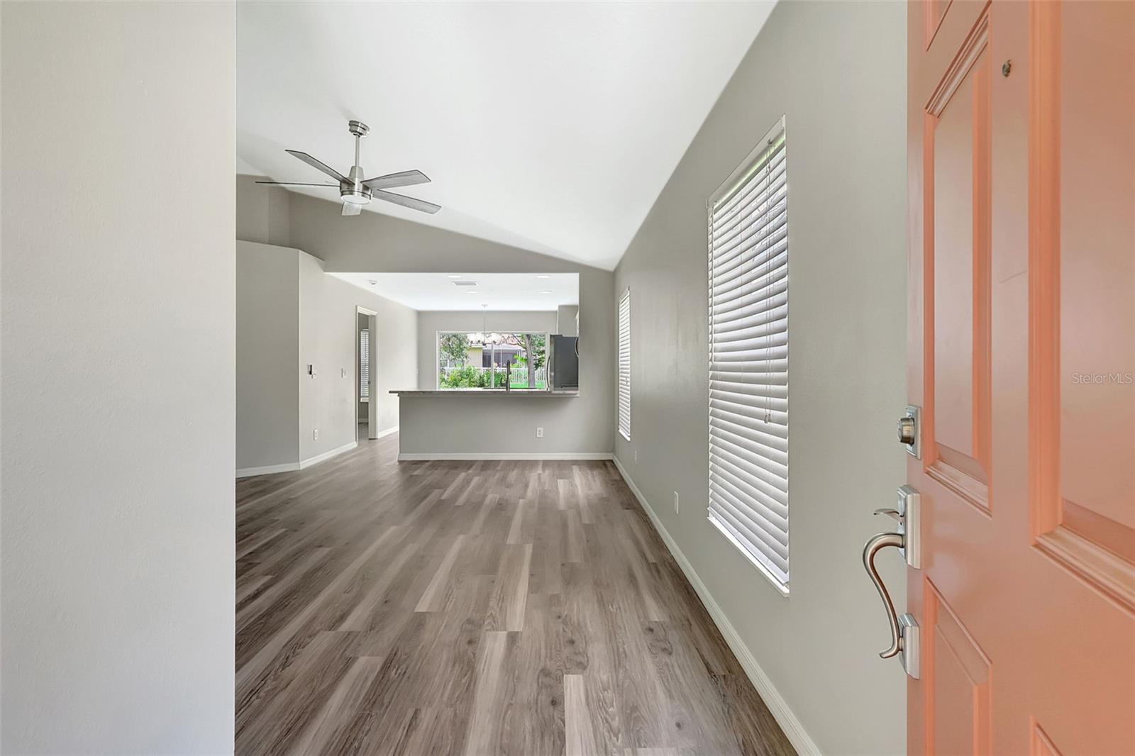 6352 ROBIN COVE