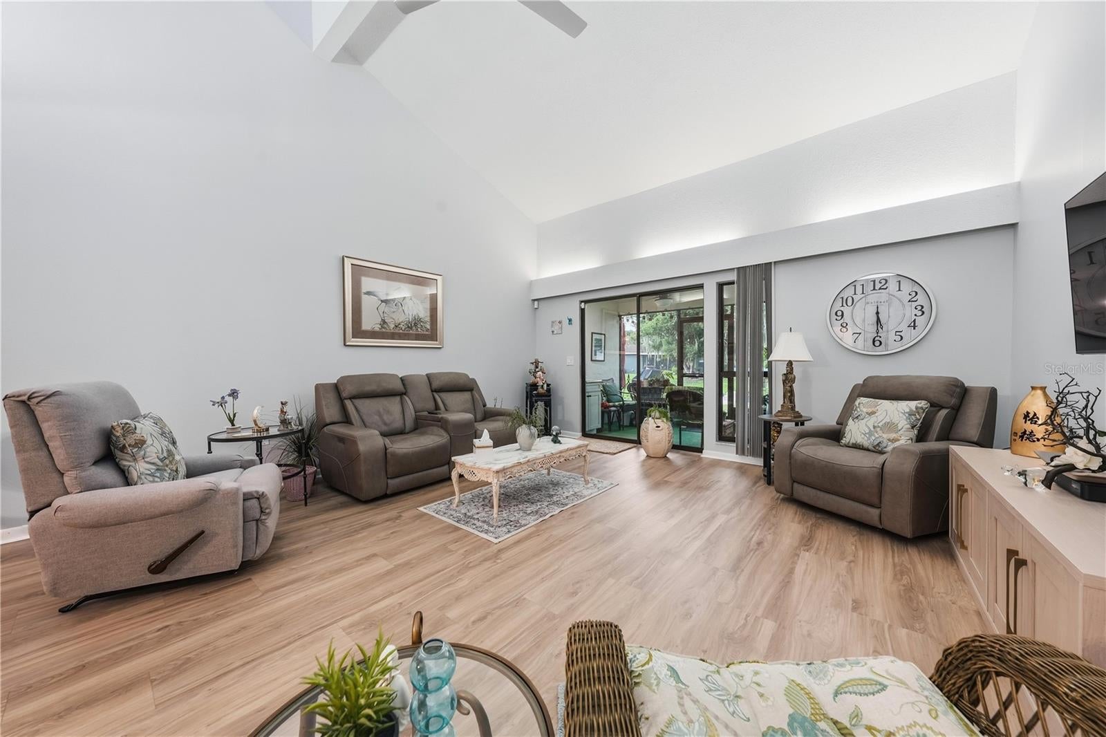 2226 CYPRESS COVE DRIVE