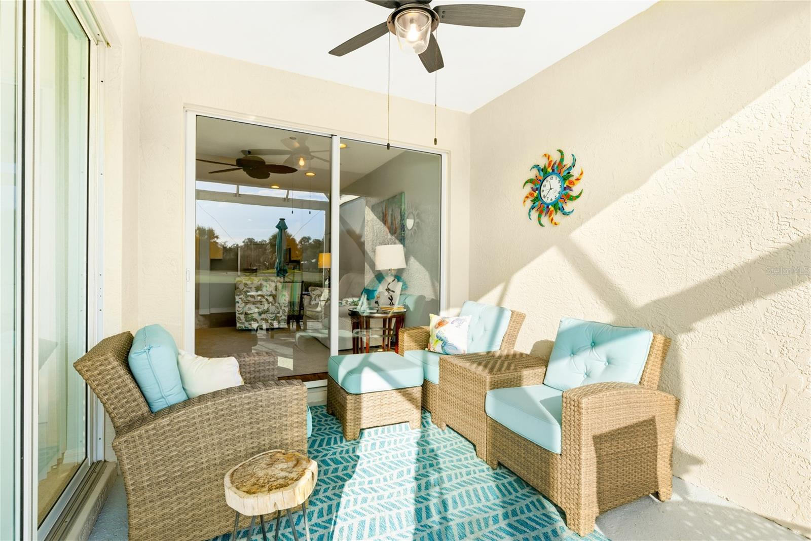 PELICAN POINTE GOLF & COUNTRY CLUB - Residential