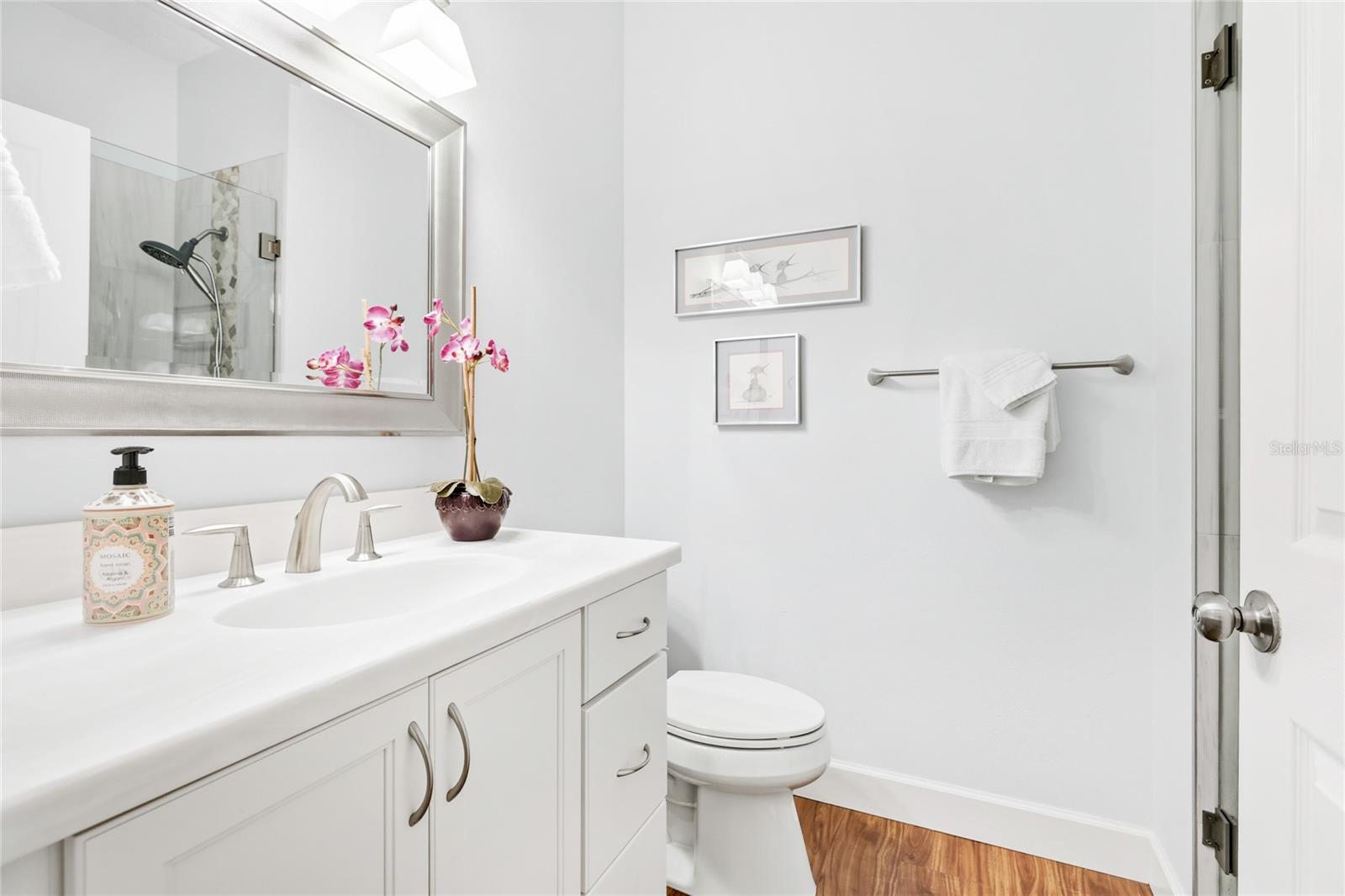 PELICAN POINTE GOLF & COUNTRY CLUB - Residential