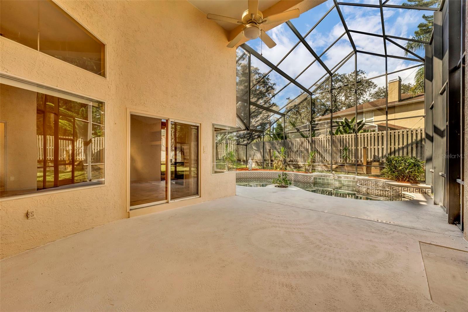 HOWELL CREEK PARK PH 1 - Residential