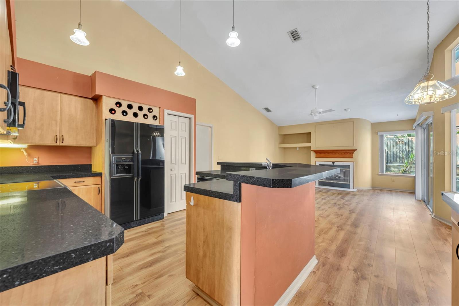 HOWELL CREEK PARK PH 1 - Residential